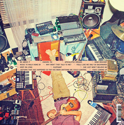Задняя сторона конверта альбома Lonerism (2012)