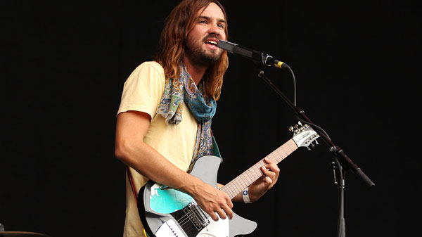 Кевин Паркер (Tame Impala) во время выступления